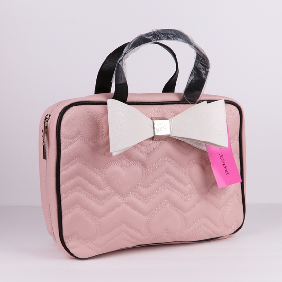 Betsey Johnson Handbags - NWT Betsey Johnson Makeup Travel Bag